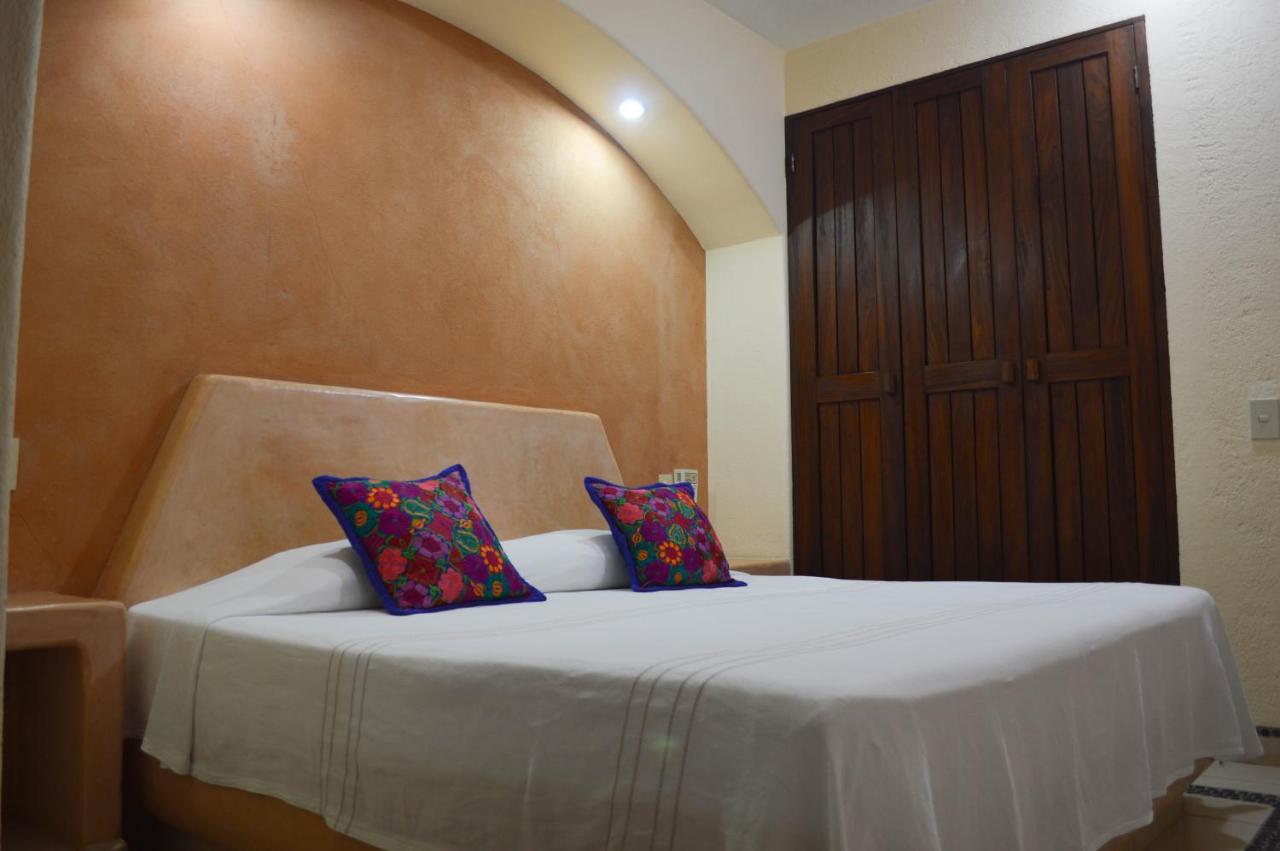 Casa Celeste Hotel Zihuatanejo Exterior foto
