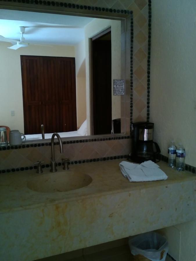 Casa Celeste Hotel Zihuatanejo Exterior foto